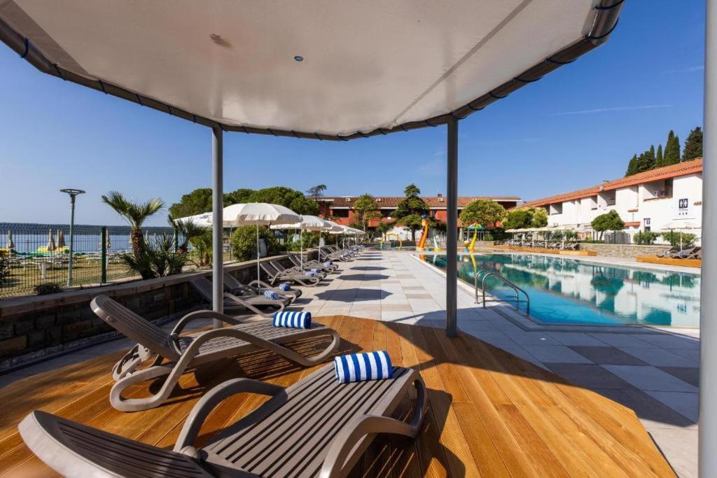 Apartments Vila Barka Portorose Esterno foto